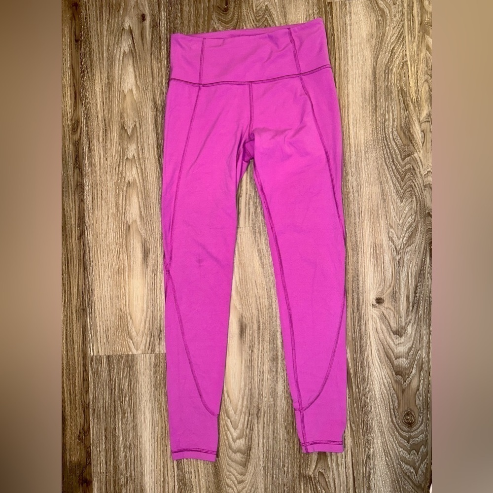 Athleta Salutation 7/8 Tight Leggings - size S